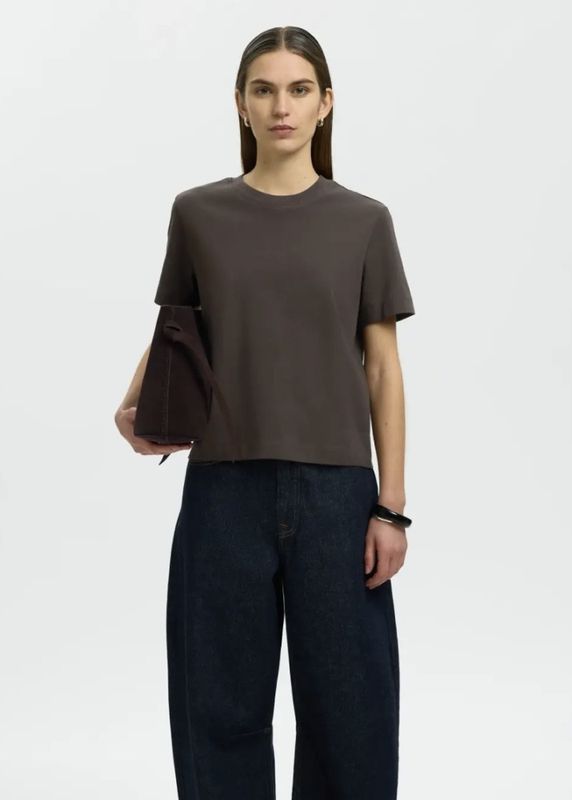 Selected Femme Essential Boxy  Tee  Delicioso