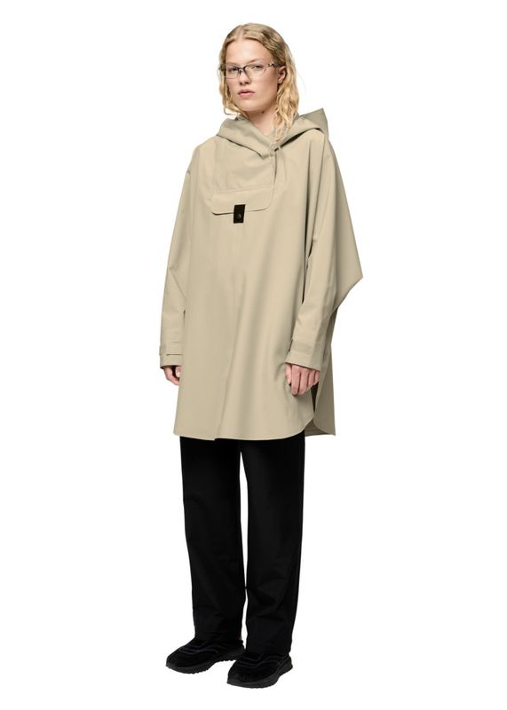BLÆST Bergen Poncho Beige