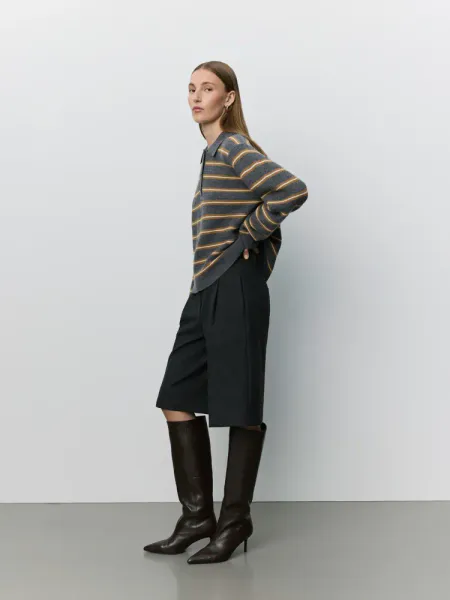 Hovedbilde Sofie Schnoor Elsy Bermuda Suiting Shorts Dark Grey