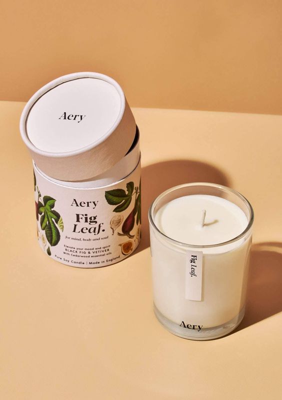 Aery Fig Leaf Scented Candle - Black Fig Vetiver and Cedarwood